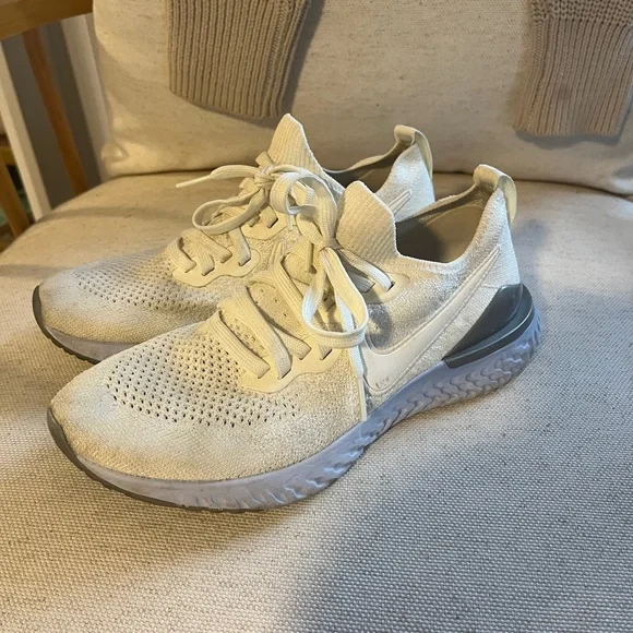Nike Epic React Flyknit 2 - Picture 8 of 10